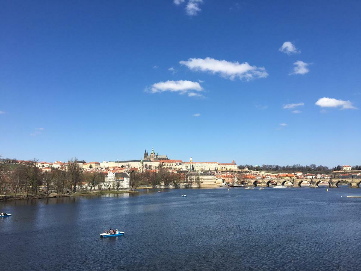 The Dancing House Residence, Two Bedroom Apartment With Balcony Near River! Praha Exteriér fotografie